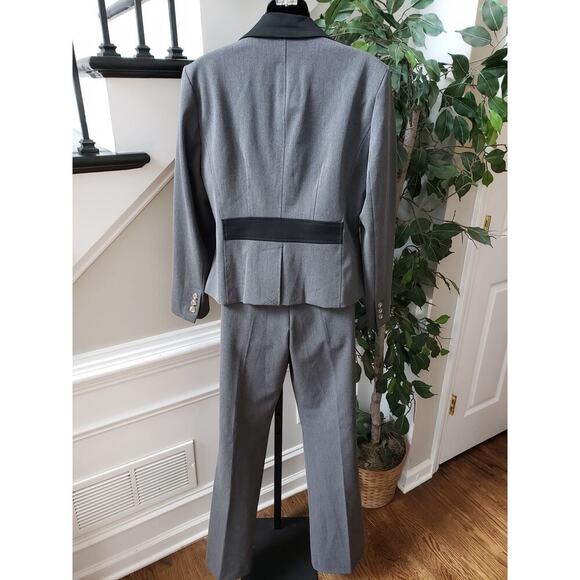 7th Avenue 2 Piece Suit Womens Size 12 Gray Super Stretch Polyester Straight Leg - Picture 16 of 16